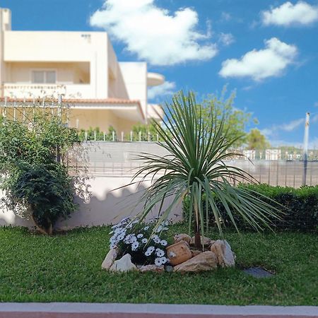 Ferienwohnung Sia'S House Near To Airport Artemida  Exterior foto