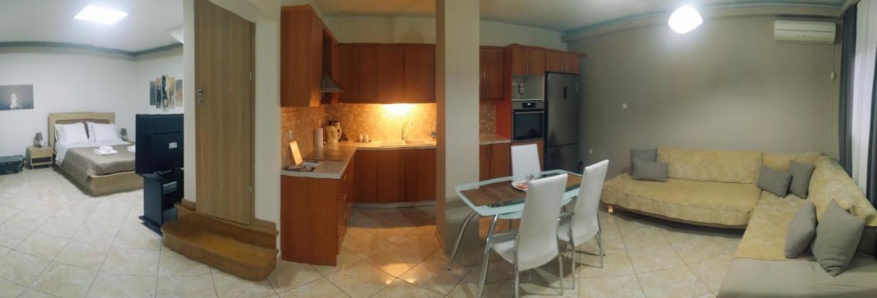 Ferienwohnung Sia'S House Near To Airport Artemida  Exterior foto