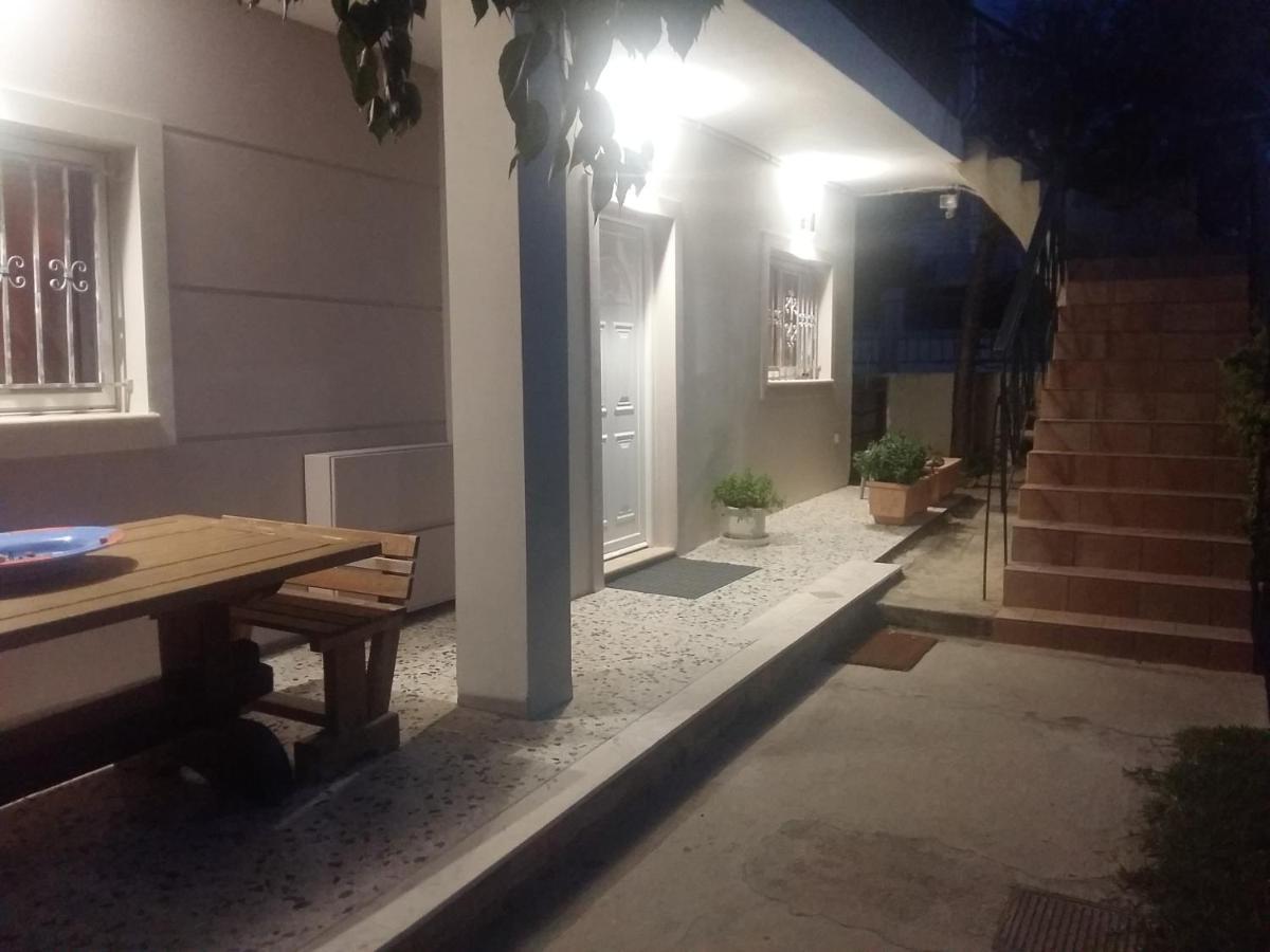 Ferienwohnung Sia'S House Near To Airport Artemida  Exterior foto